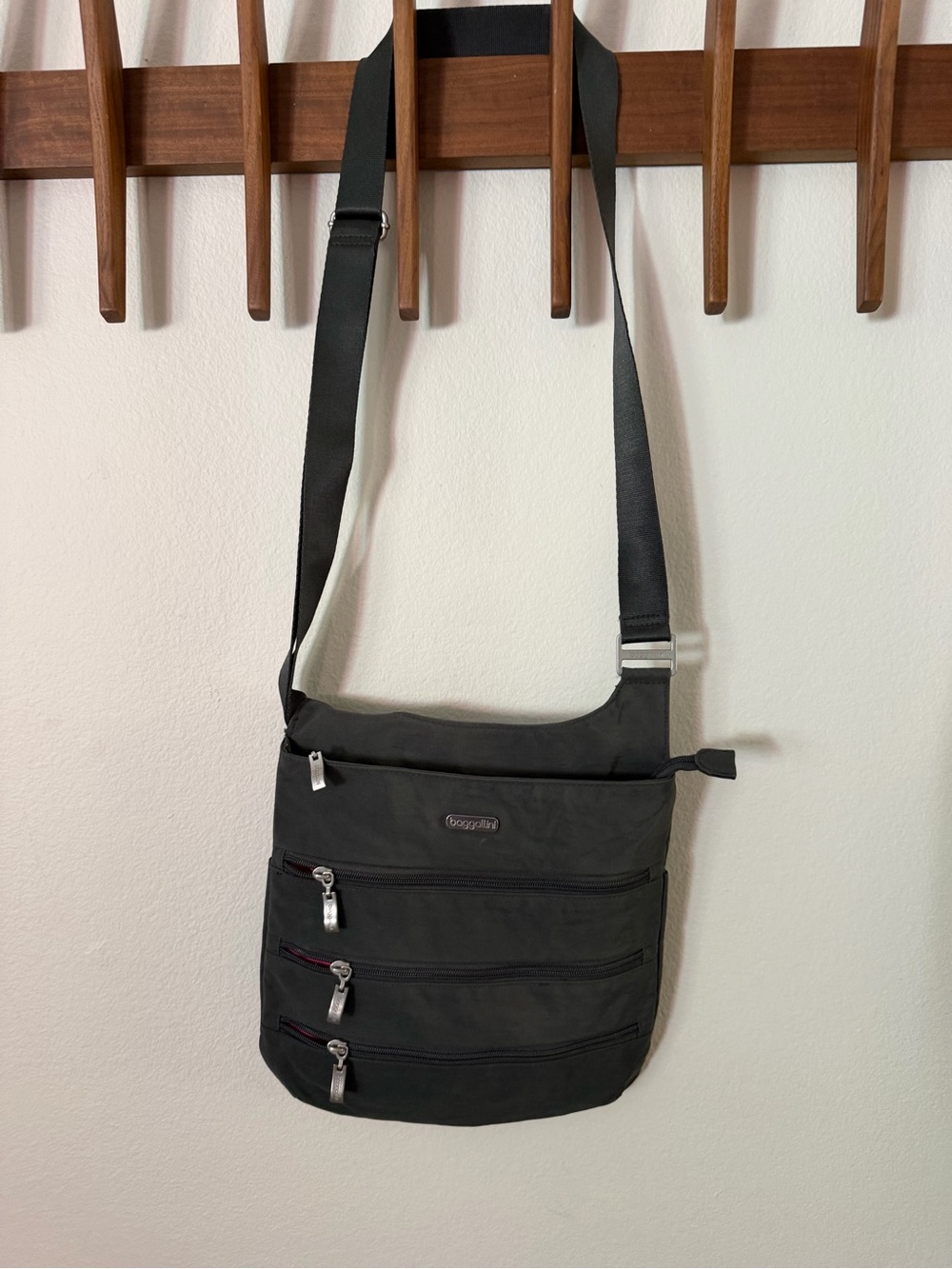 Baggallini Dark Grey Crossbody Bag Lightweight Everyday Shoulder Bag